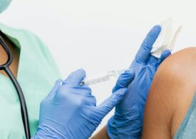 Guvernul extinde vaccinarea gratuită anti-HPV și pentru băieți