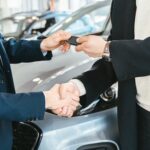 Zeci de români, păcăliți să cumpere mașini care nu existau