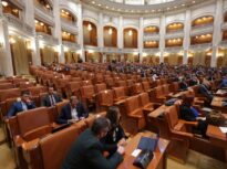 Parlamentarii au votat, noaptea, să dea bani de la buget pentru o asociație anti-avort: „Nu am știut ce votăm”