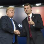 Cine era Charlie Kirk, apropiatul lui Trump ucis la un eveniment din statul Utah. A fost împușcat mortal în fața familiei