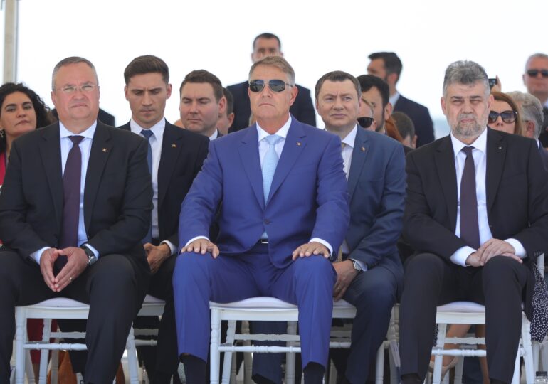 România, mai vraiște ca Moldova în războiul hibrid cu Rusia. Ce a reușit Maia Sandu și au ratat Iohannis, Ciolacu și Ciucă?