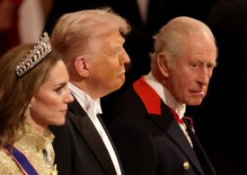 Regii, reginele și fantoma lui Churchill: Cum îl cucerește Marea Britanie pe Donald Trump cu fast și lingușiri