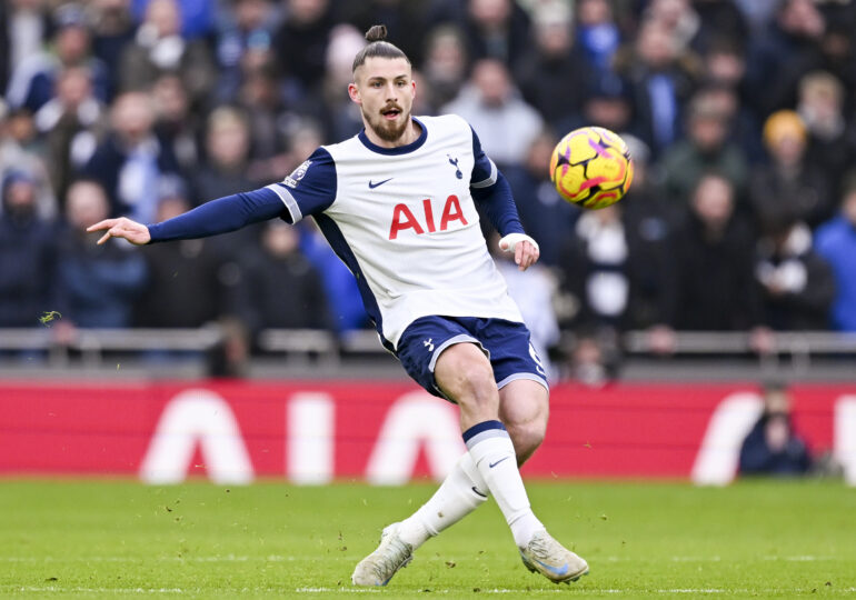 Ultima soluție pentru Radu Drăgușin la Tottenham? „În ianuarie e obligat să facă asta”