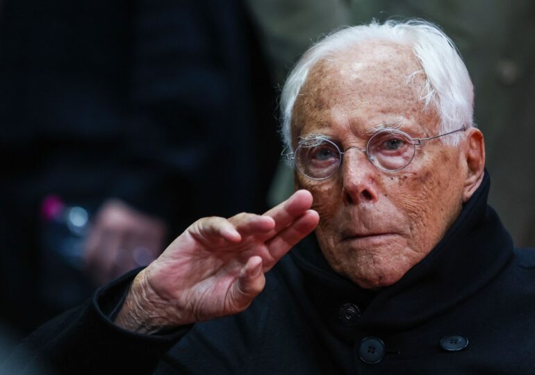 Designerul italian Giorgio Armani a murit