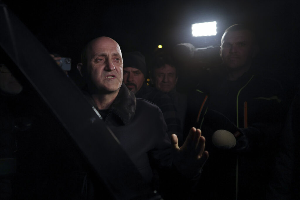 Prietenul lui Călin Georgescu, în drum spre Moscova. Paralizia statului n-a văzut tentaculele Kremlinului