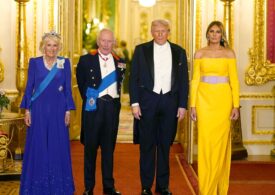 Rochia care salvează Europa. Cum încearcă Melania să-l convingă pe Trump că Putin e inamicul păcii