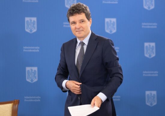 Războiul (civil) pentru „reformarea României” și o ecuație pentru matematicianul Dan