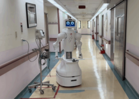 Robotul cu AI care ar putea ajuta la rezolvarea unei probleme majore a spitalelor din întreaga lume