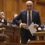 Premierul Ilie Bolojan și-a asumat răspunderea pe Pachetul II de măsuri fiscale: Avem risipă, excepții și sinecuri. Asta este România pe care ne-o dorim? (Video)