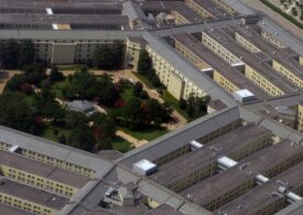 Pentagonul le cere jurnaliștilor să semneze că vor obține doar informații autorizate de guvern