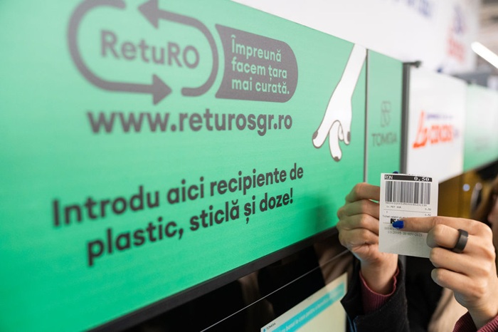 RetuRO: Consumatorii nu trebuie să verifice contractele producătorilor de băuturi pentru a-și putea recupera garanția pentru ambalajele SGR