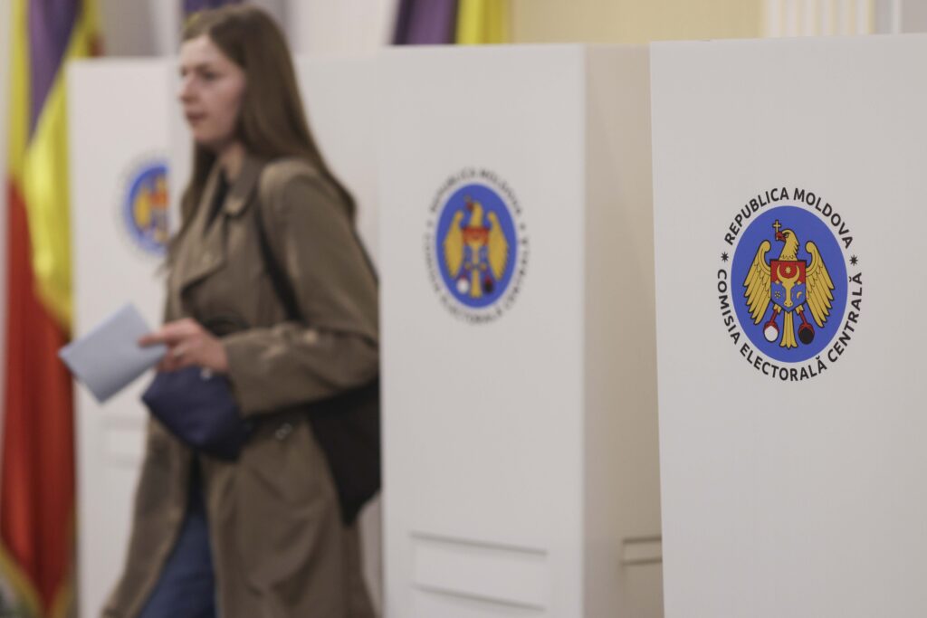 Rezultate alegeri Moldova. Numărarea voturilor s-a încheiat. Partidul Maiei Sandu are 50,20%. Câte mandate ia în noul Parlament