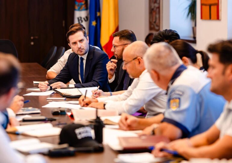 Angajații Primăriei Capitalei, chemați la lucru de la 7 dimineața. Motivul pentru care s-a luat decizia