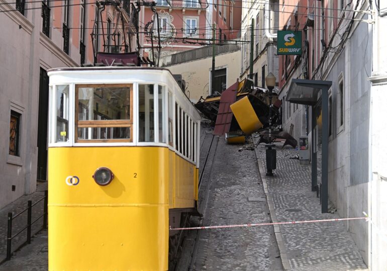 Bilanțul accidentului de funicular de la Lisabona: 11 străini și 5 portughezi au murit