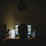 Elevul de 17 ani suspectat că a trimis amenințări la școli și spitale a fost internat la Psihiatrie. A recunoscut că a avut un complice