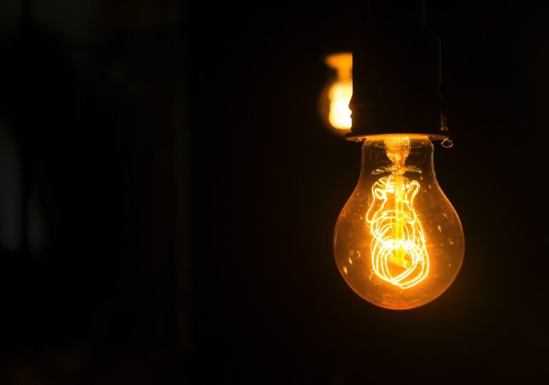 Cele 5 măsuri care vor duce la scăderea prețului energiei electrice pentru români