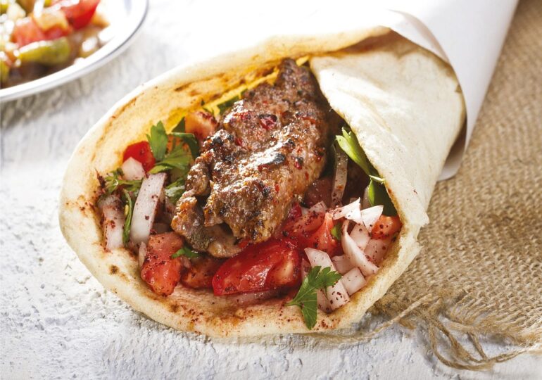 Războiul kebabului. Turcia pierde bătălia pentru rețeta unică europeană
