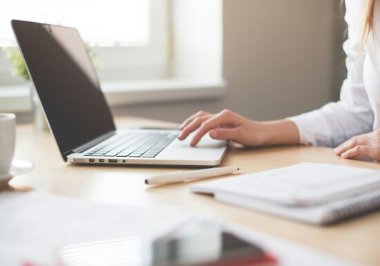 Semnal de alarmă în economie: Creșterea productivității decelerează puternic. Crește decalajul față de media UE