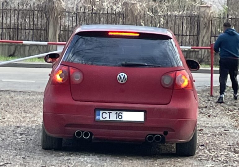 Ce s-a întâmplat cu drumurile spre Centură promise de dezvoltatorul cartierului Greenfield: Acte peste acte, dar zero metri construiți. Între timp, șoferii au scăpat prin pădure