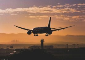 Avionul lui Trump risca să se ciocnească cu o altă aeronavă în zborul spre Marea Britanie: "Atenție! Sigur vedeți despre cine e vorba"