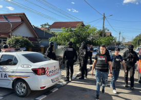 Conflict violent la Țăndărei, între doi frați care își dispută un teren: Un bărbat a murit după ce a fost înjunghiat