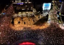 Zeci de mii de sârbi au ieșit în stradă, la Belgrad: Corupția este rădăcina tuturor problemelor. Vrem alegeri! (Video)