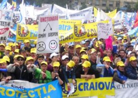 Sindicatele din administrația locală protestează luni, la București. O delegație va discuta cu Bolojan