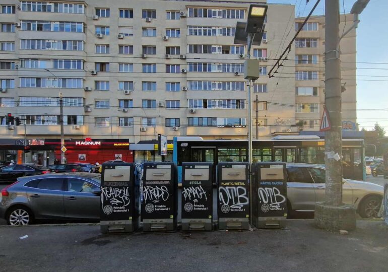 Cum arată niște pubele inteligente de milioane de euro: soluție civilizată pentru gunoi sau un tun financiar la Sectorul 1?