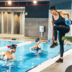 Cum să îți găsești energia prin antrenamente scurte de dimineață