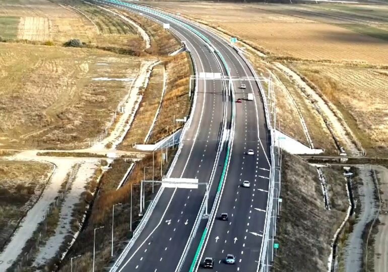 S-a deschis circulația pe tronsonul Mizil - Pietroasele al Autostrăzii Moldova (A7). 28 de kilometri noi, dar cu restricții (Video)