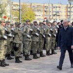 Reacția lui Bolojan după ce a fost huiduit la Carei (Video). Jandarmii au dat două amenzi, dar instigatorii au scăpat