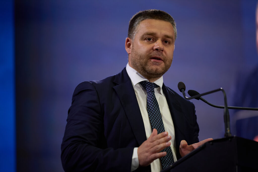 Lider PNL, atac dur la adresa CCR: Nu poate guverna la nesfârșit România. Cu toții suntem afectați, să terminăm odată cu privilegiile astea