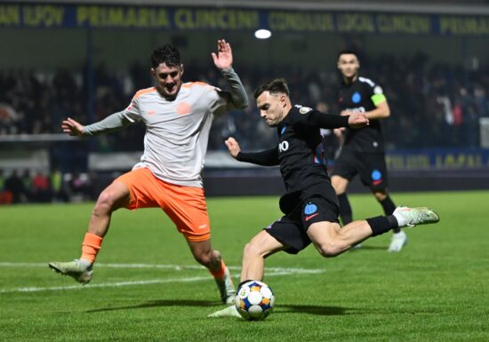 Conducerea FCSB pune tunurile pe cel mai bine cotat fotbalist din lot: „Distrug echipa cu el. Stai pe bancă!”
