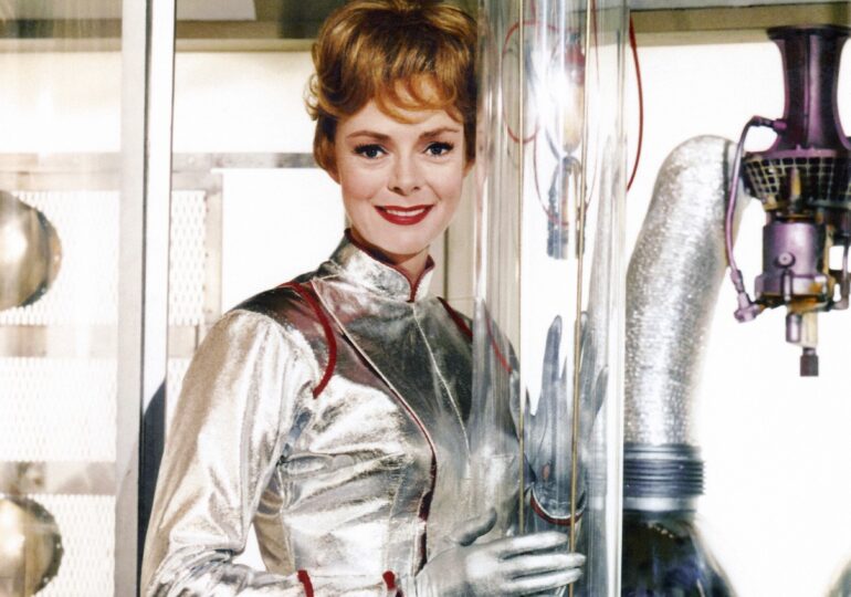 June Lockhart, îndrăgita actriță din serialele Lassie și Lost in Space, a murit la 100 de ani