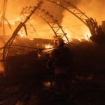 Ziua 1338 A doua noapte de atac la Kiev. Un comandant rus ordonă trupelor să împuște civili. Dronele lovesc una dintre principalele rafinării ale Rusiei. Zaharova acuză UE de furt