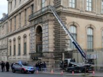 Spargerea de la Luvru: Doi suspecți au fost arestați