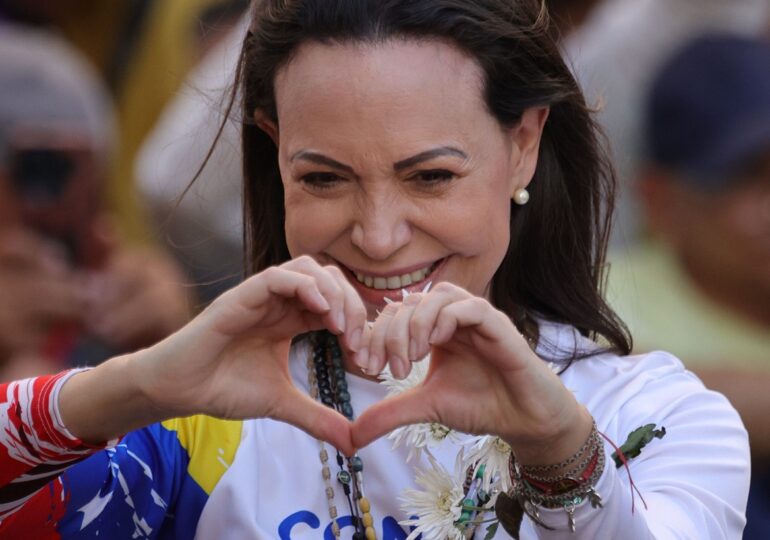 Premiul Nobel pentru Pace 2025 a fost câștigat de Maria Corina Machado, lidera opoziției din Venezuela. Marco Rubio a semnat nominalizarea ei
