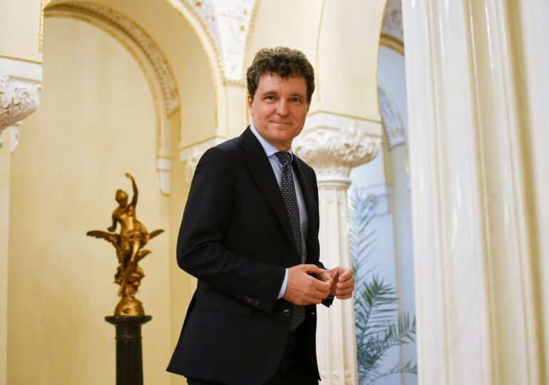 Nicușor Dan announces the reform of the SRI. Why a major change in the secret services will be impossible to avoid