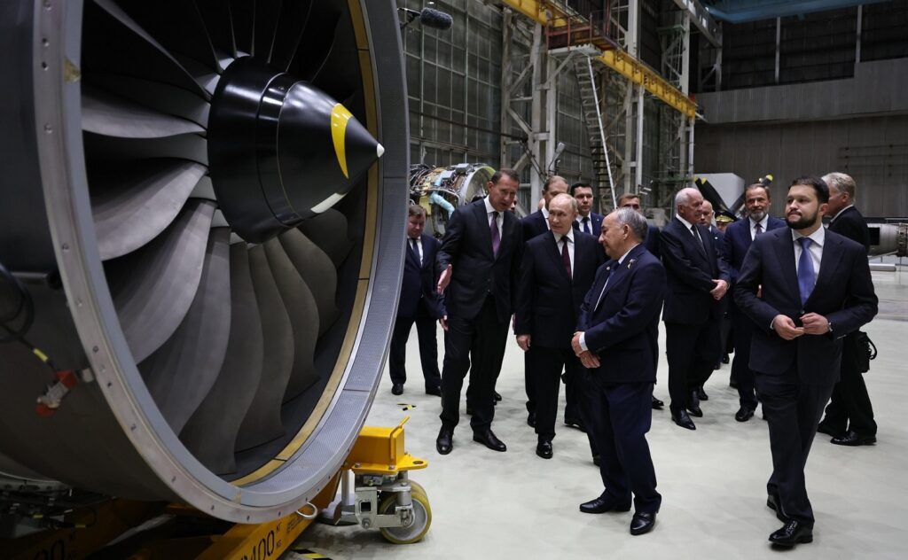Date „șocante” despre economia lui Putin: Sectorul de apărare dă primele semne de încetinire de la invadarea Ucrainei