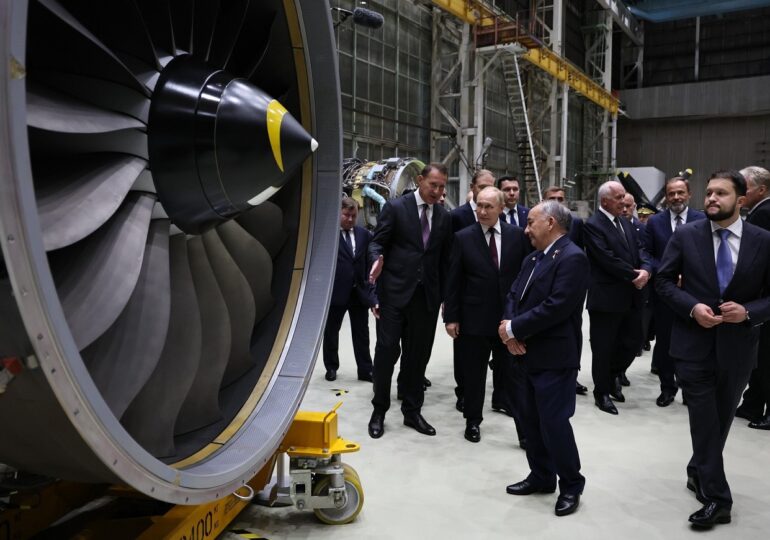 Date „șocante” despre economia lui Putin: Sectorul de apărare dă primele semne de încetinire de la invadarea Ucrainei