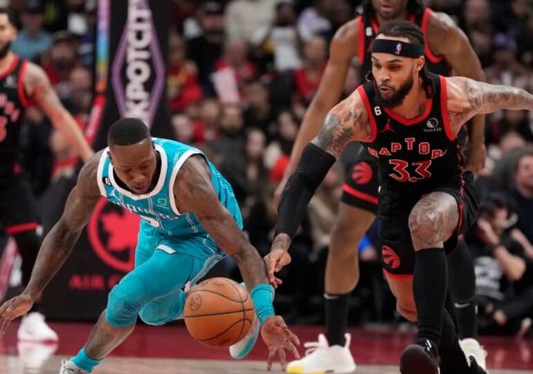 Arestări în NBA: Un jucător și un antrenor au fost reținuți