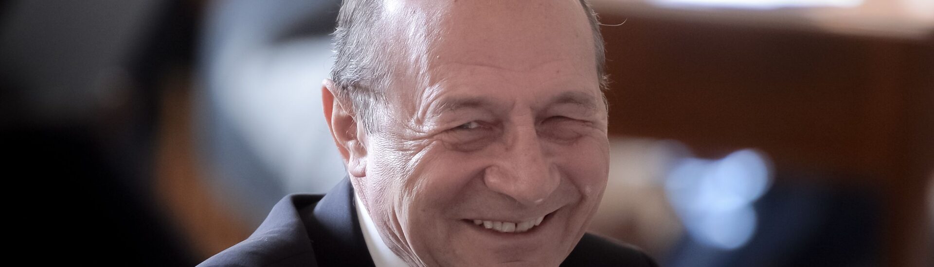 Traian Băsescu, România