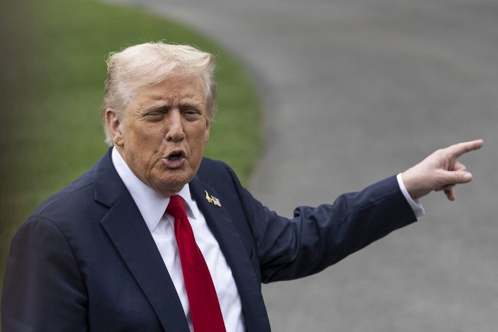 Trump spune că nu exclude un război cu Venezuela