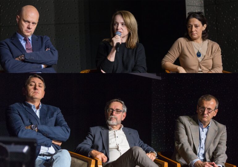 <span style="color:#990000;">Dezbaterile SpotMedia</span> Cum cade și cum se ridică o democrație: Ceaușiștii oferă maximul de succes politic. Partidele au nevoie de o reformă profundă. Lovitura de geniu a Rusiei