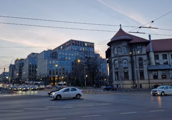 Taxă de 3,5 euro pe zi pentru mașinile din afara Capitalei: „Vrem să descurajăm tranzitul prin București și să reducem poluarea”