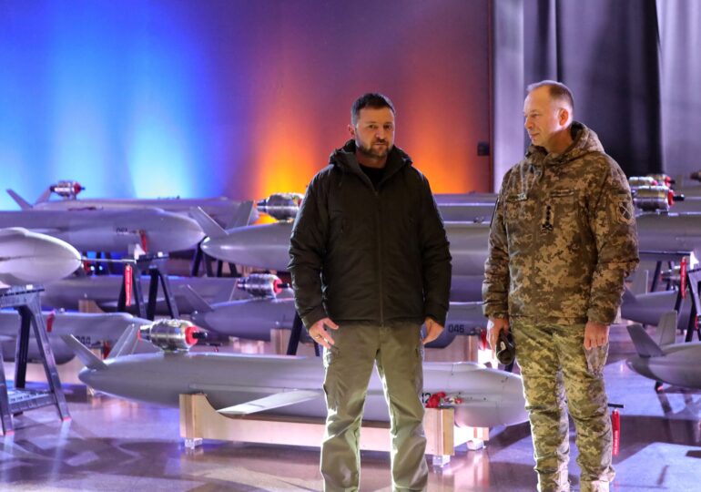 România vrea zid de apărare împotriva dronelor, dar n-are bani. Cei care au bani n-au nevoie de zid. Blocaj în fața noului tip de război