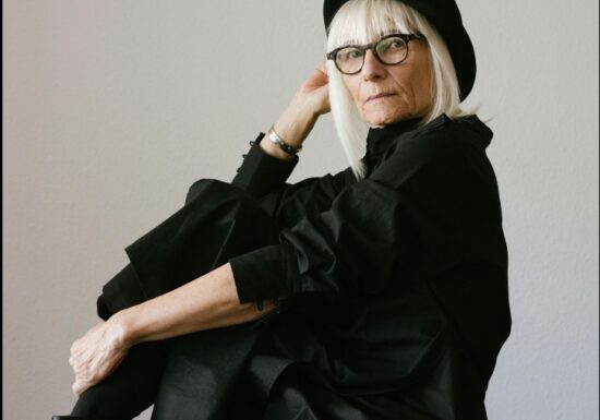 De ce firele albe de păr nu ar trebui să fie o veste proastă pentru tine. Dimpotrivă!