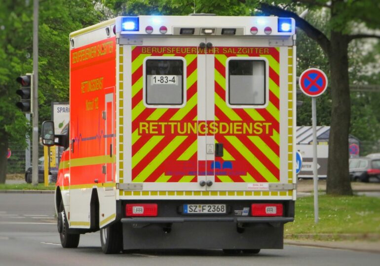 O femeie care a devenit recent primarul unui oraș din Germania a fost înjunghiată