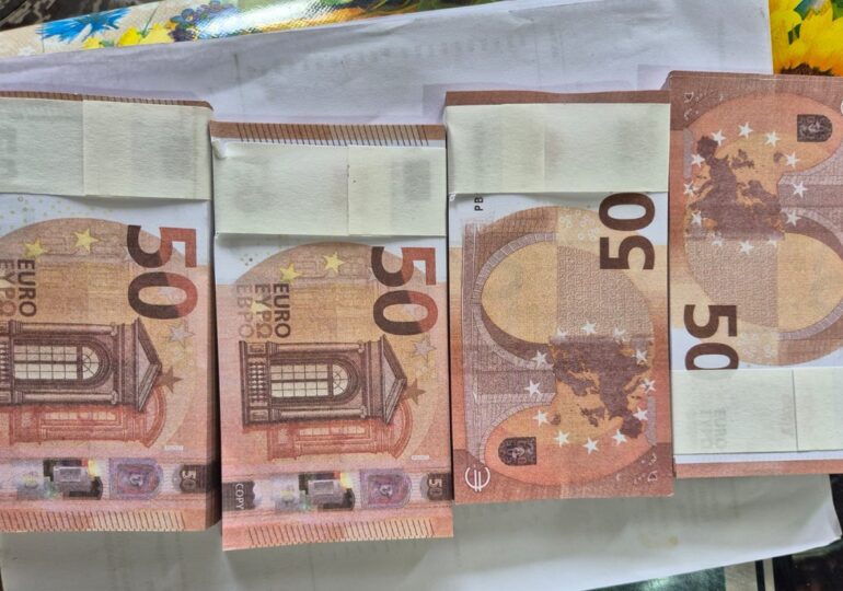 Captură-record în Portul Contanța: Aproape 1 miliard de euro de bancnote falsificate (Foto)