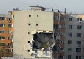 <span style="color:#990000;">Explozia din Rahova,</span> cele mai recente informații: Risc mare să se prăbușească clădirea. Anchetă cu drone și nacele. Toate persoanele decedate sunt femei. Un rănit, transferat în Austria